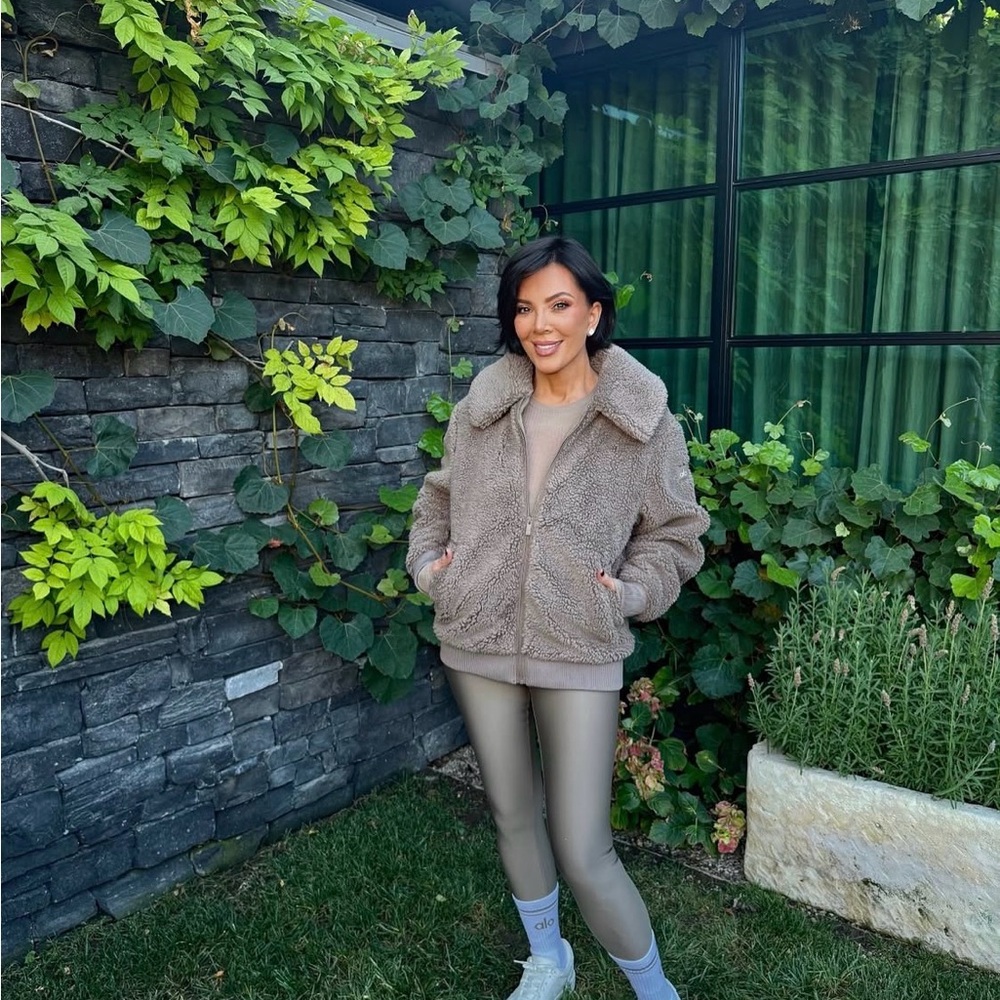 ALO Yoga Women's SHERPA DOWNTOWN JACKET SOLD OUT AT ALO!!